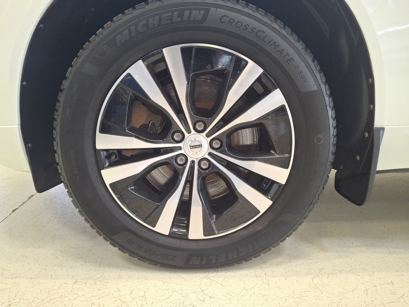 Volvo XC60 vaihtoauto