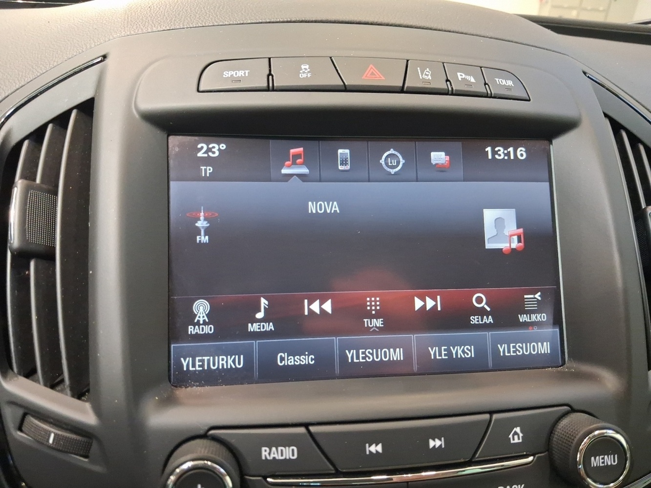 Opel Insignia vaihtoauto
