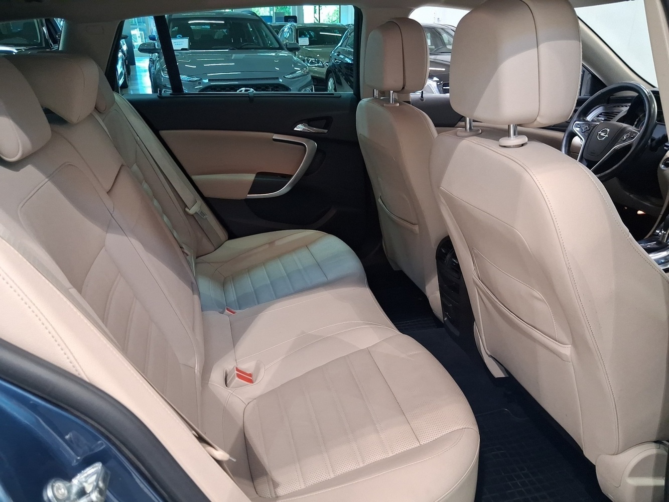 Opel Insignia vaihtoauto