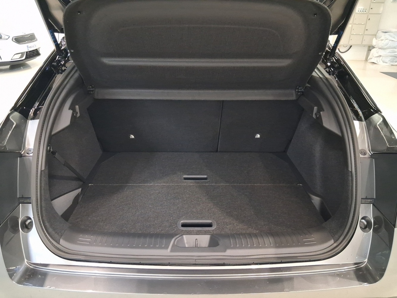 Nissan Leaf vaihtoauto