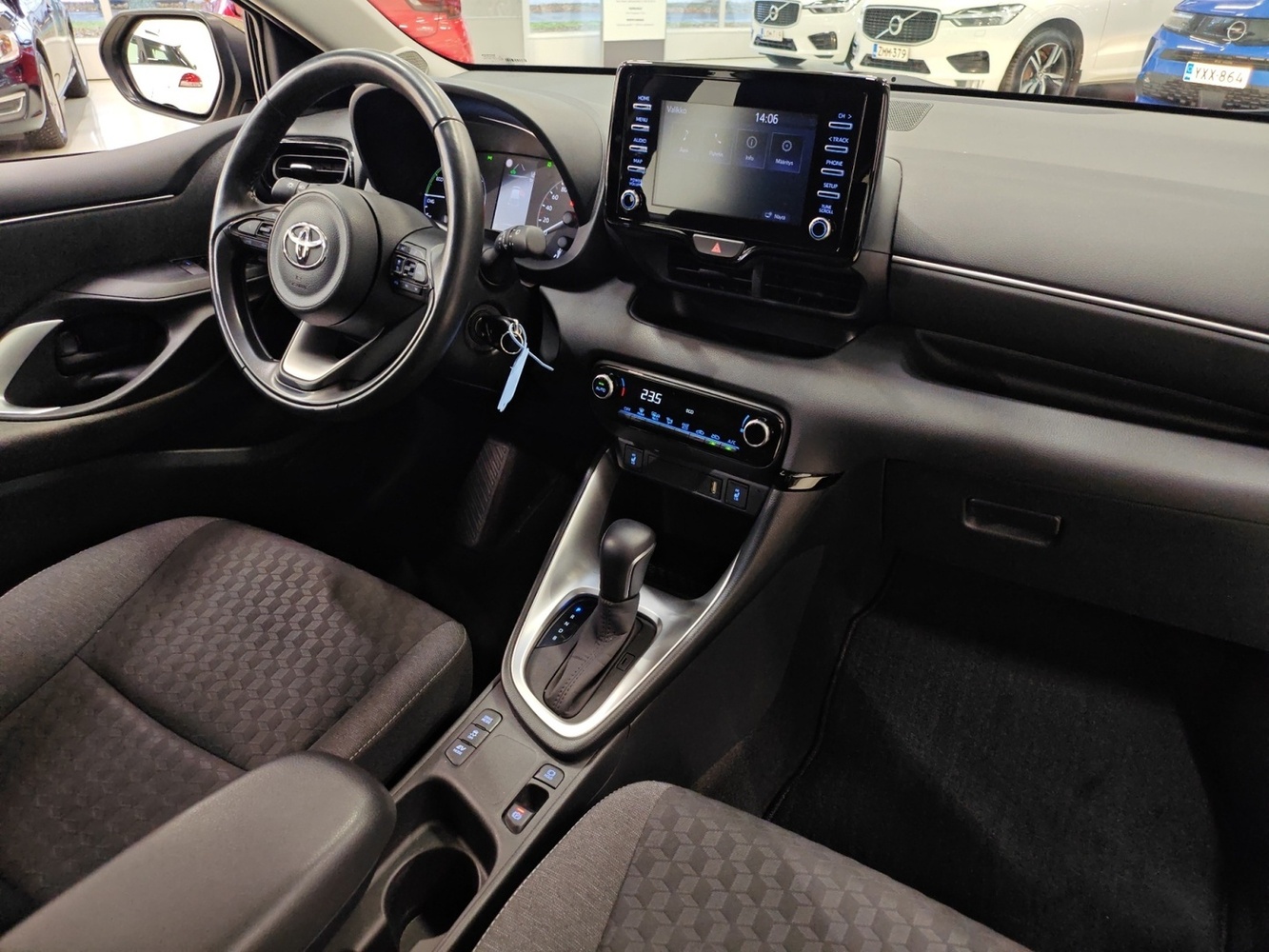 Toyota Yaris vaihtoauto