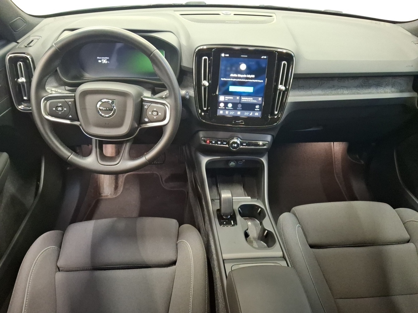 Volvo EX40 vaihtoauto