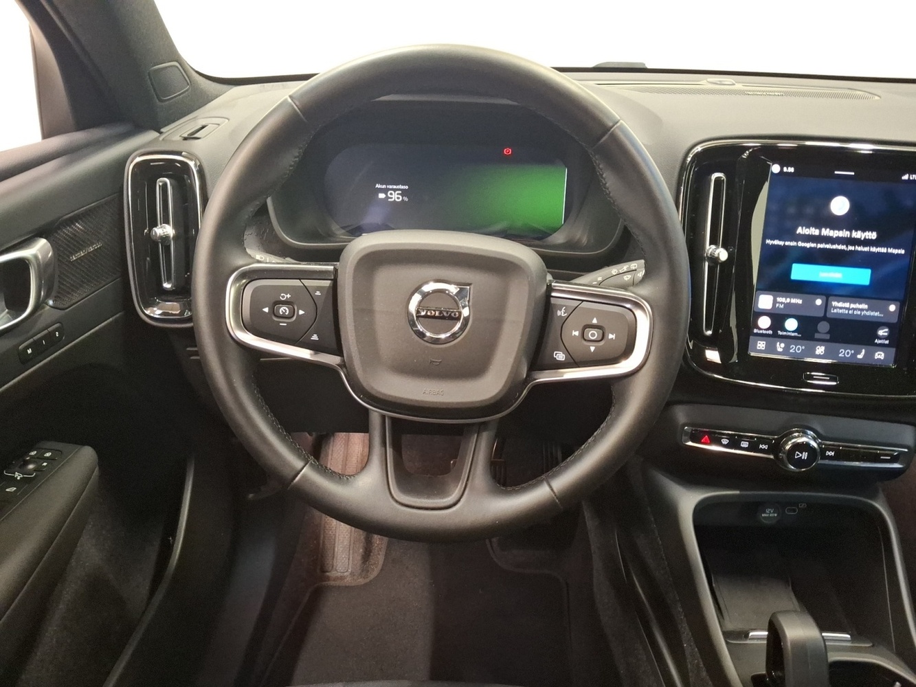 Volvo EX40 vaihtoauto
