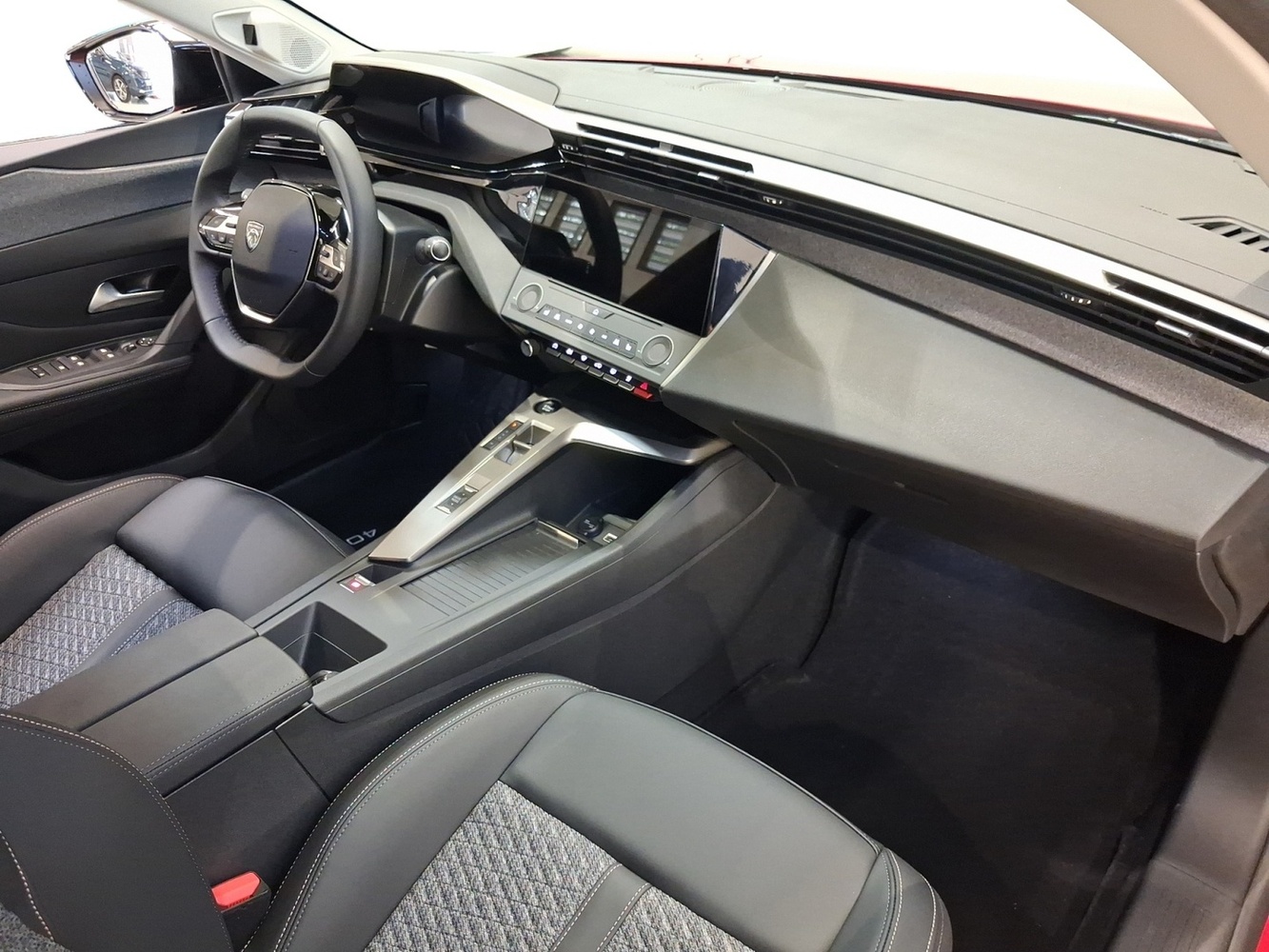 Peugeot 408 vaihtoauto