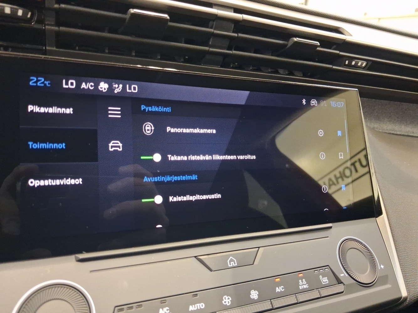 Peugeot 408 vaihtoauto