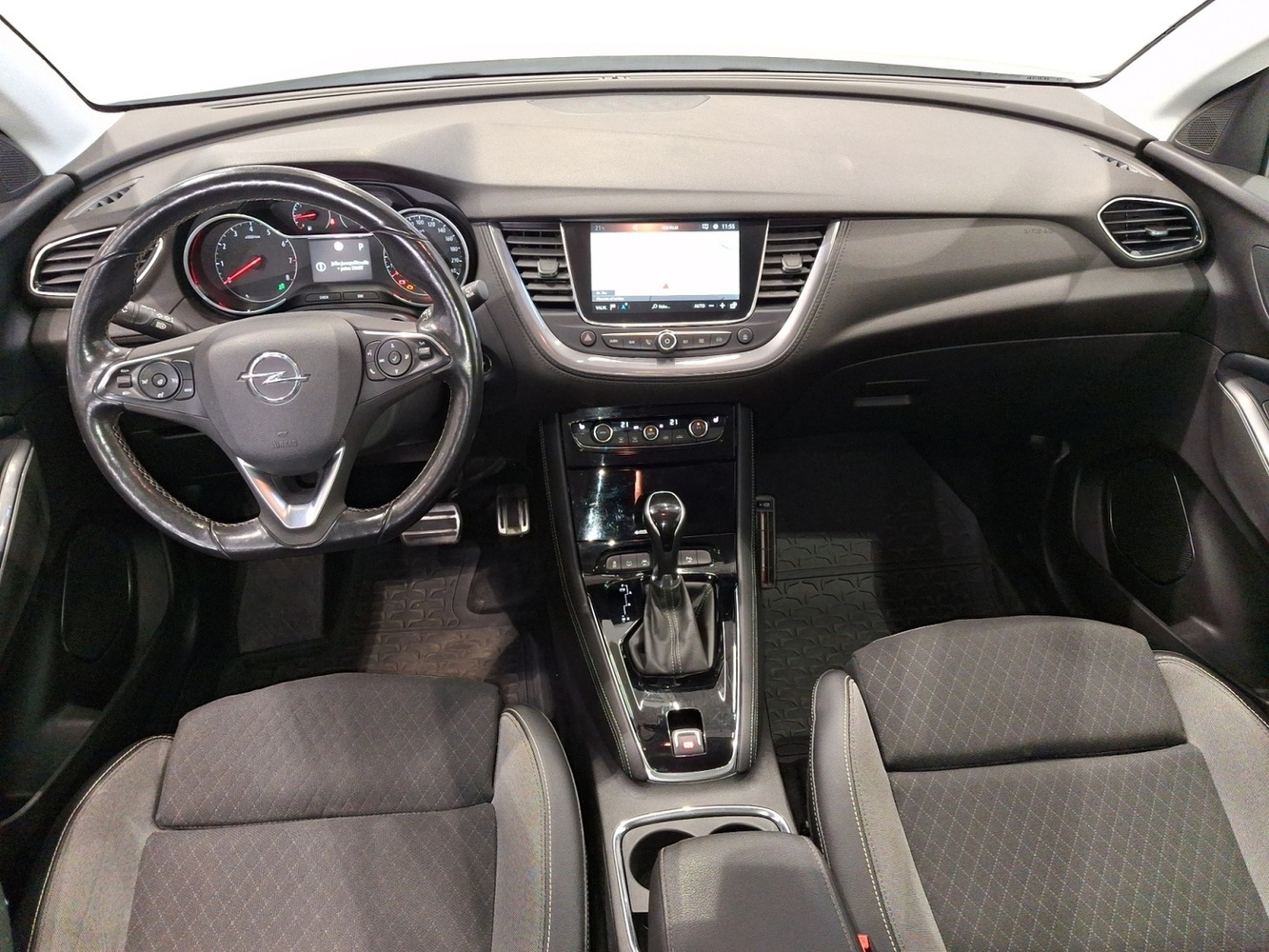 Opel Grandland X vaihtoauto