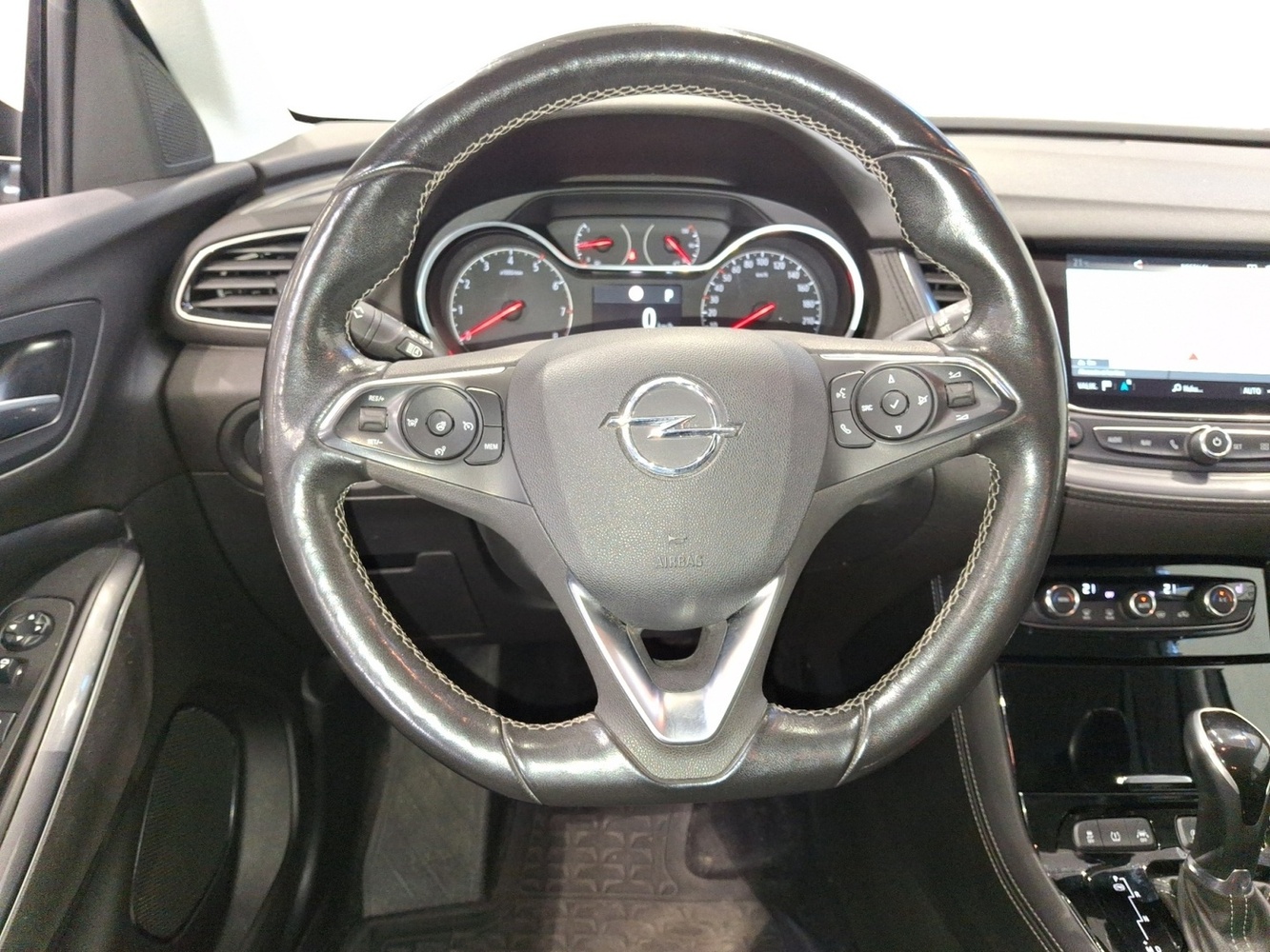 Opel Grandland X vaihtoauto