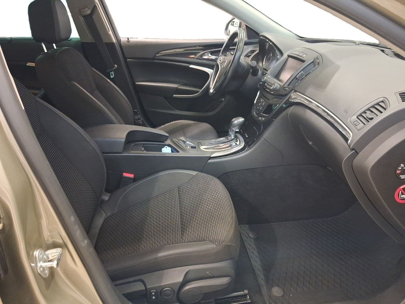 Opel Insignia vaihtoauto