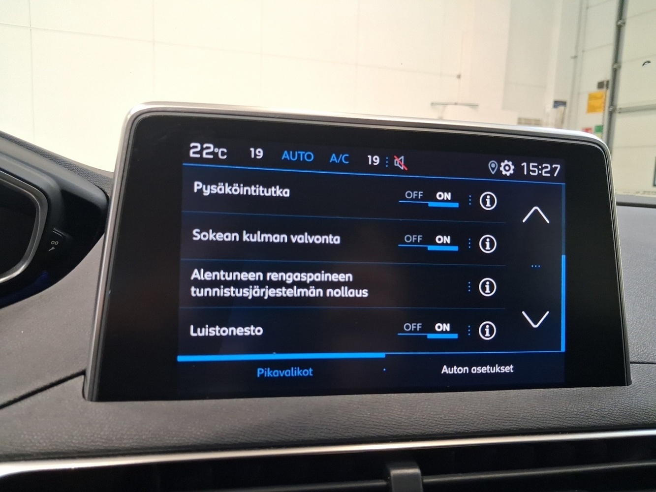 Peugeot 5008 vaihtoauto