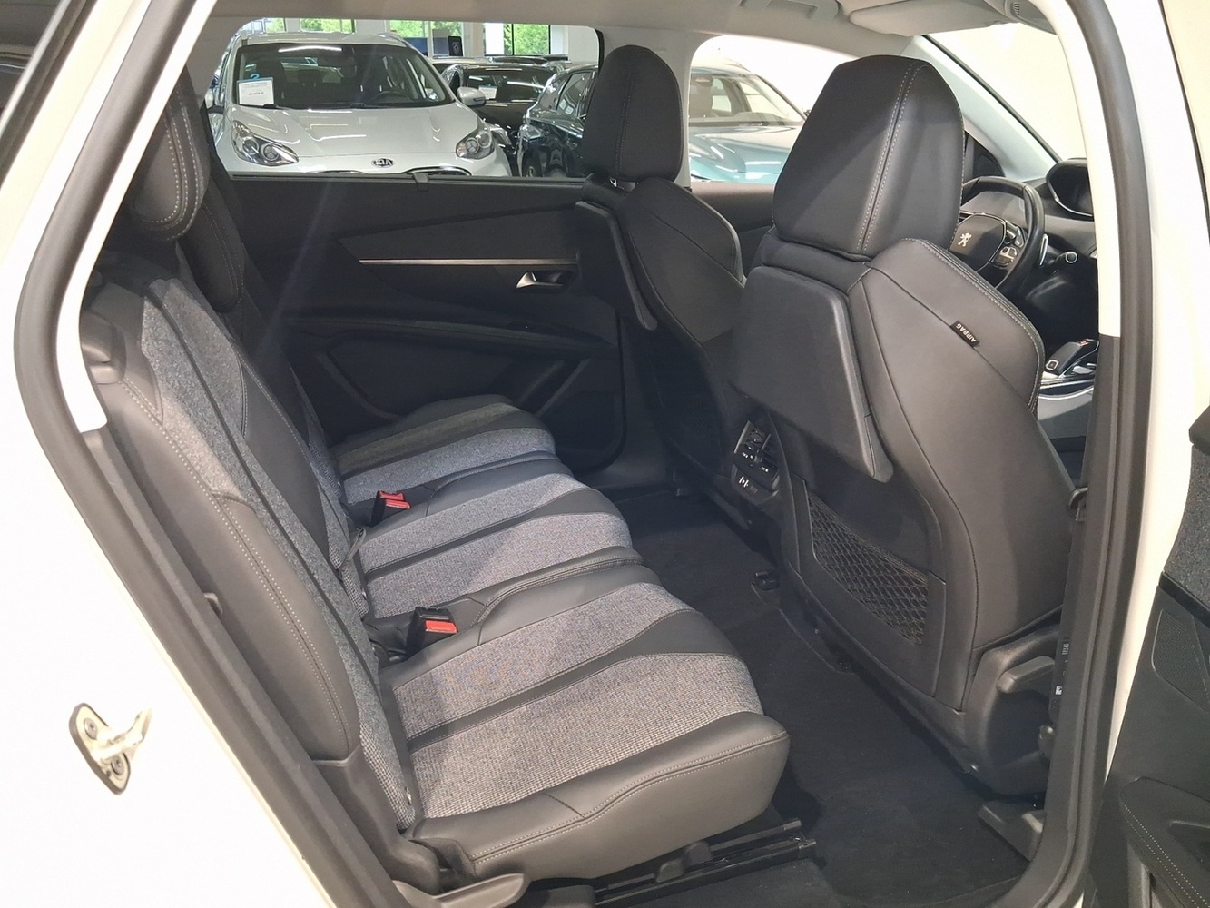 Peugeot 5008 vaihtoauto