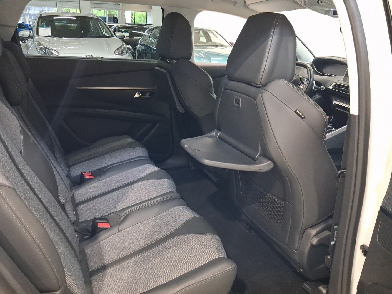 Peugeot 5008 vaihtoauto
