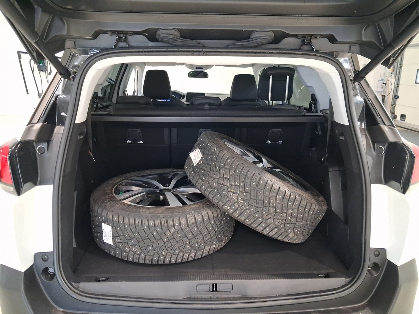 Peugeot 5008 vaihtoauto