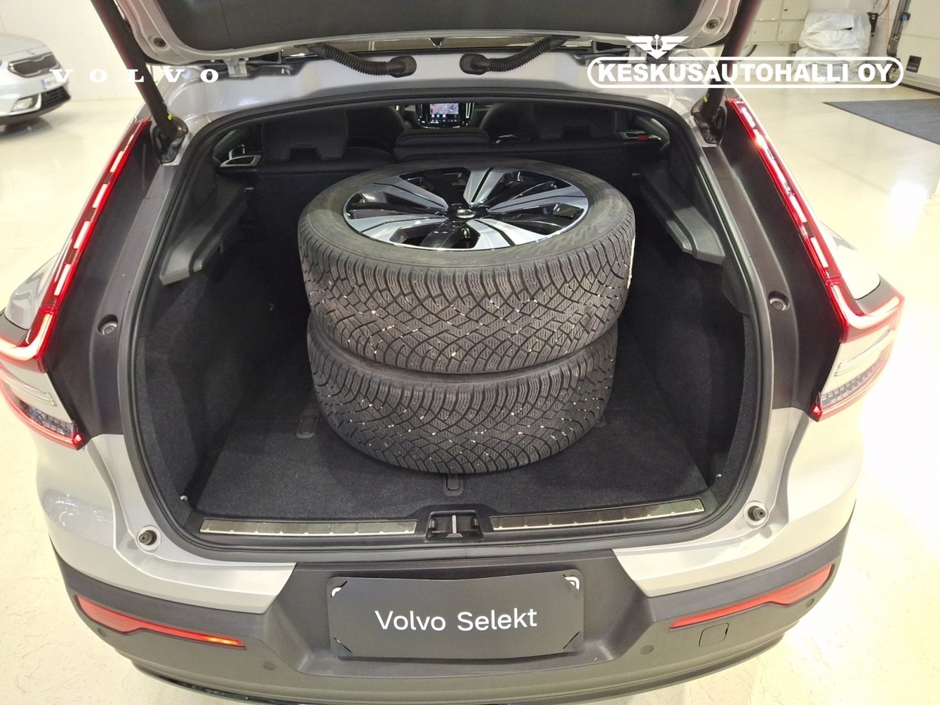Volvo C40 vaihtoauto