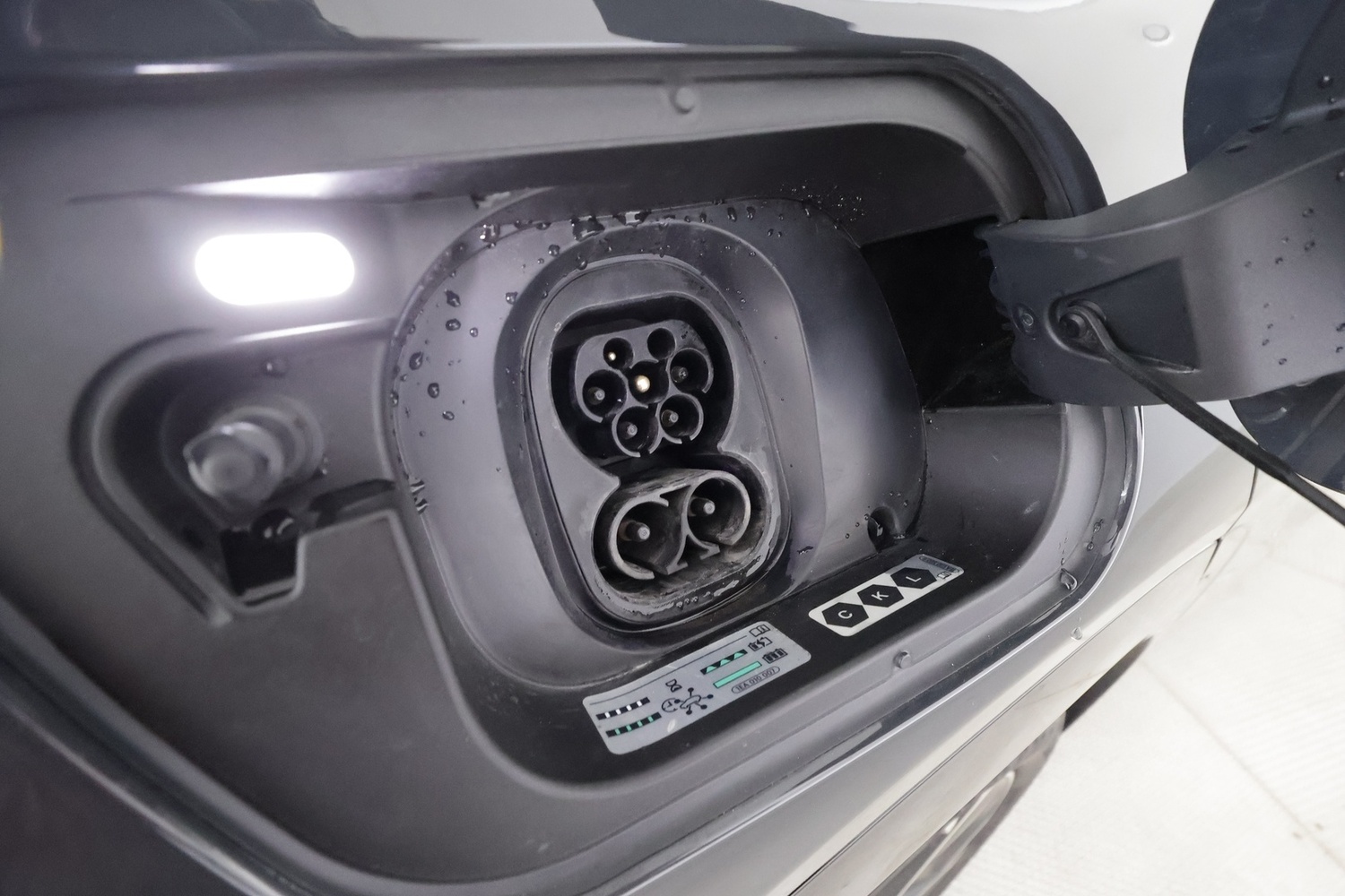Cupra Tavascan vaihtoauto