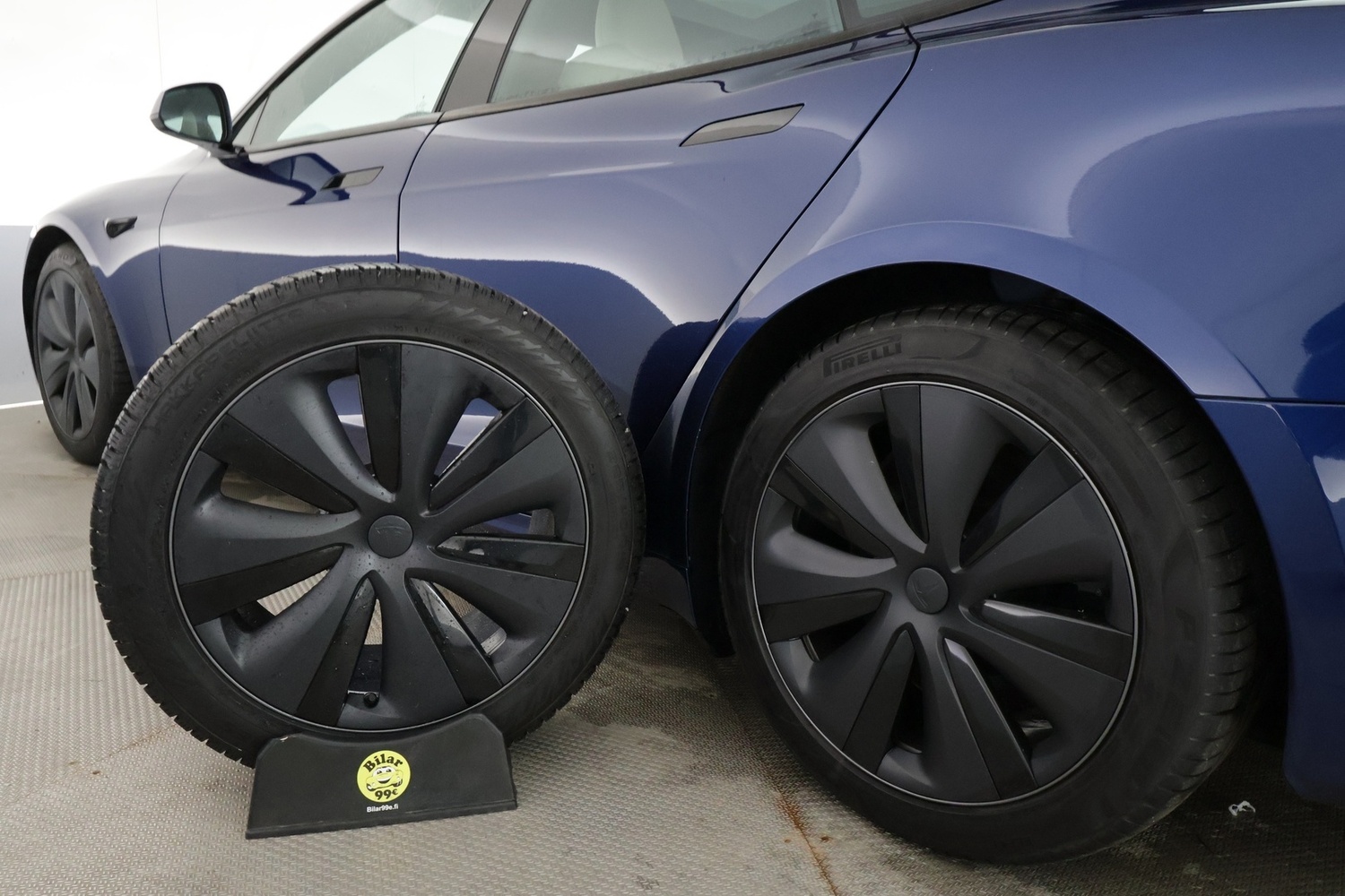 Tesla Model S vaihtoauto