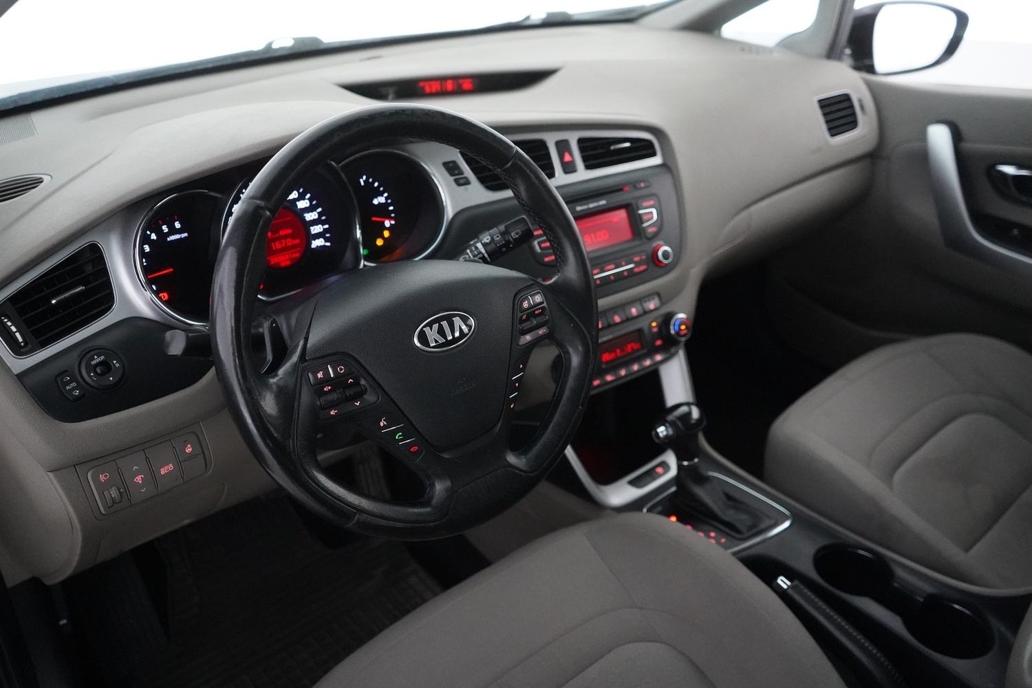 Kia Ceed vaihtoauto