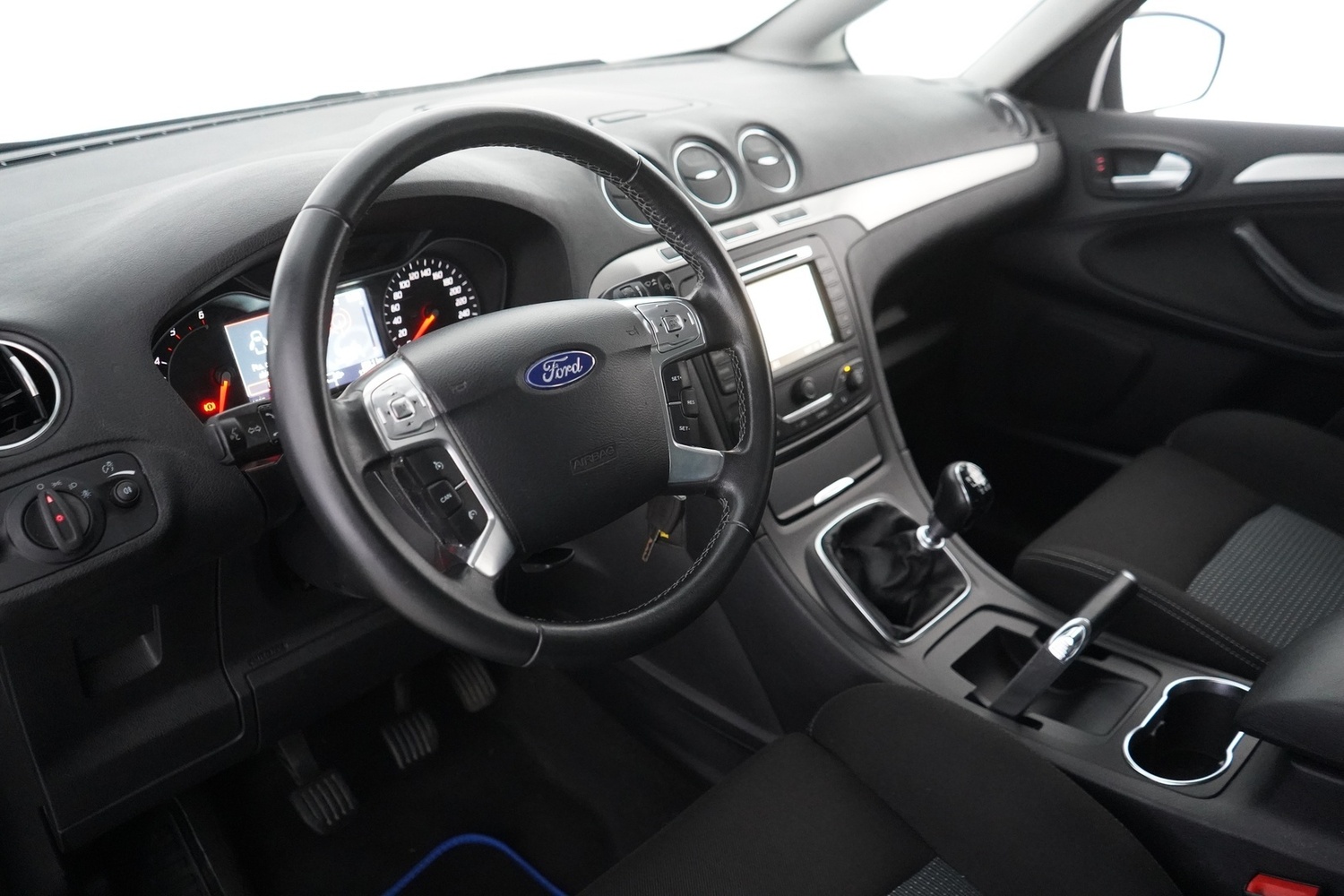 Ford S-MAX vaihtoauto
