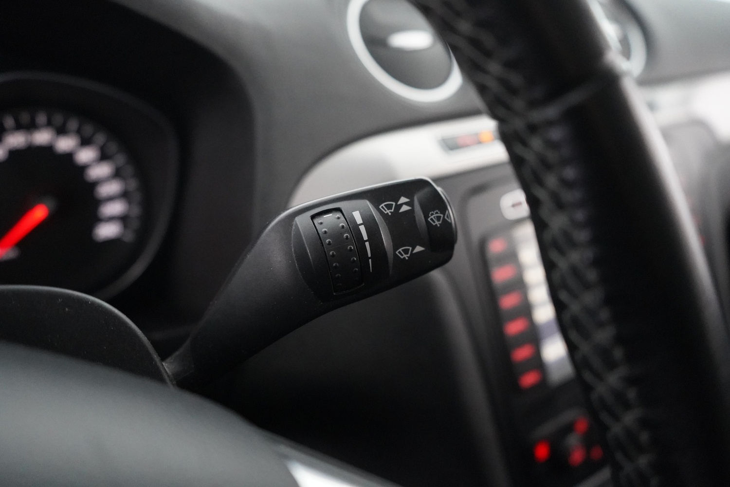Ford S-MAX vaihtoauto