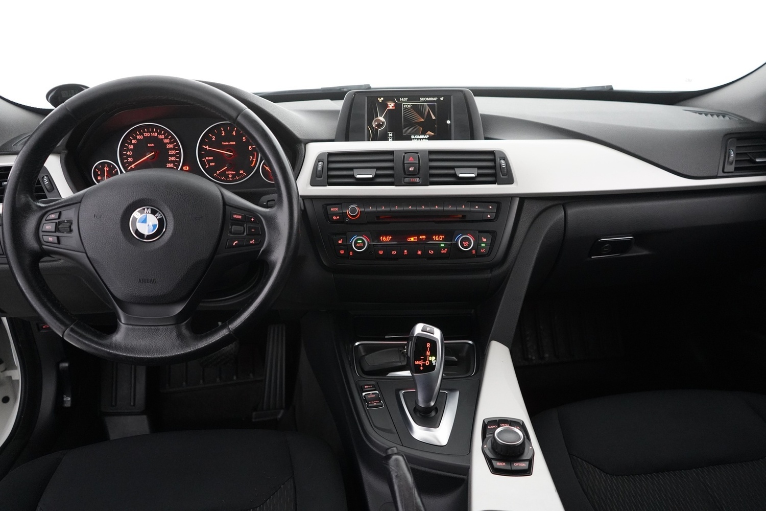 BMW 320 vaihtoauto