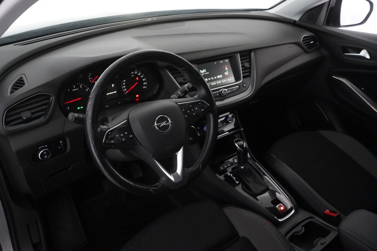 Opel Grandland X vaihtoauto