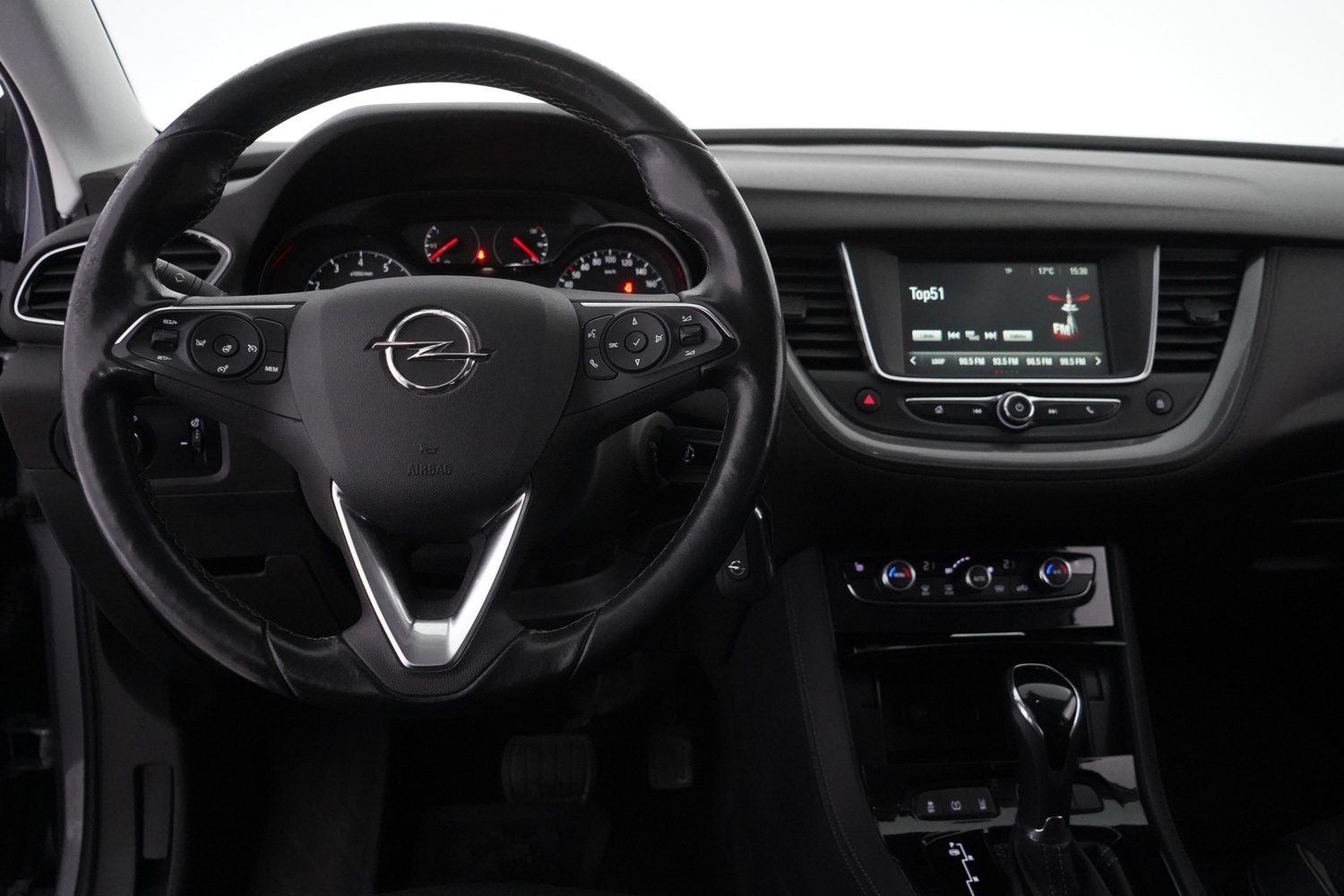 Opel Grandland X vaihtoauto