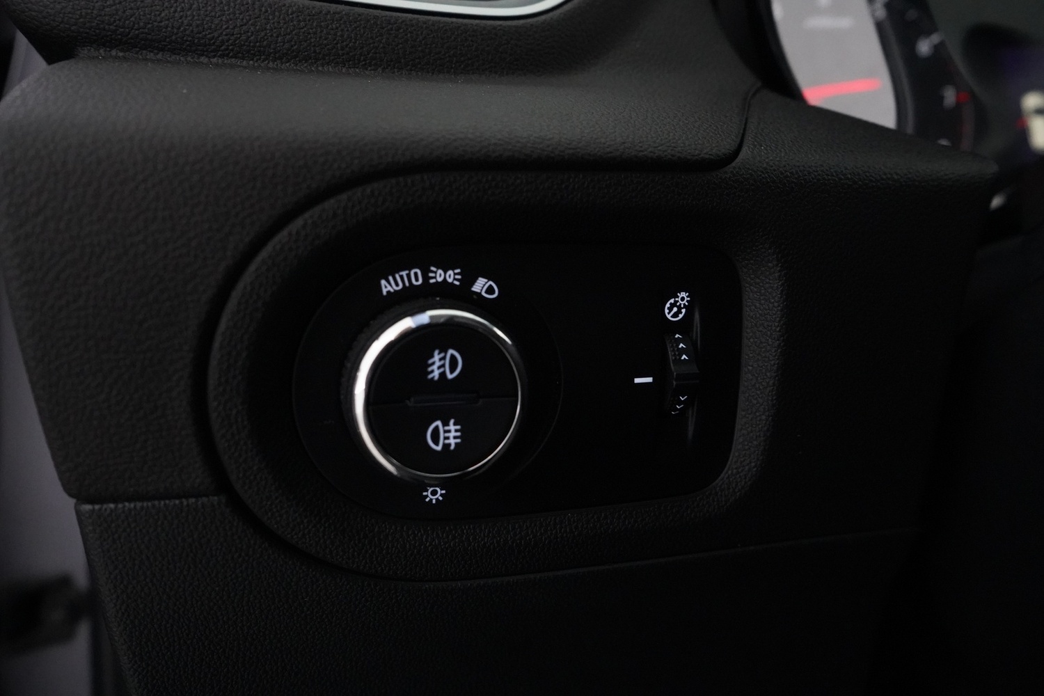 Opel Grandland X vaihtoauto