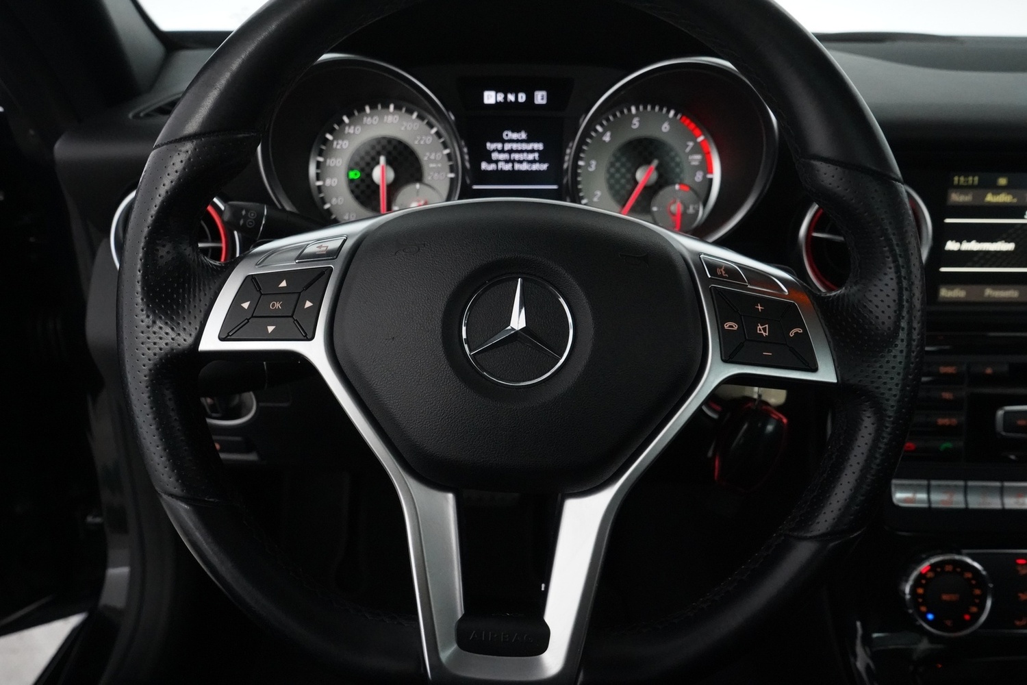 Mercedes-Benz SLK vaihtoauto
