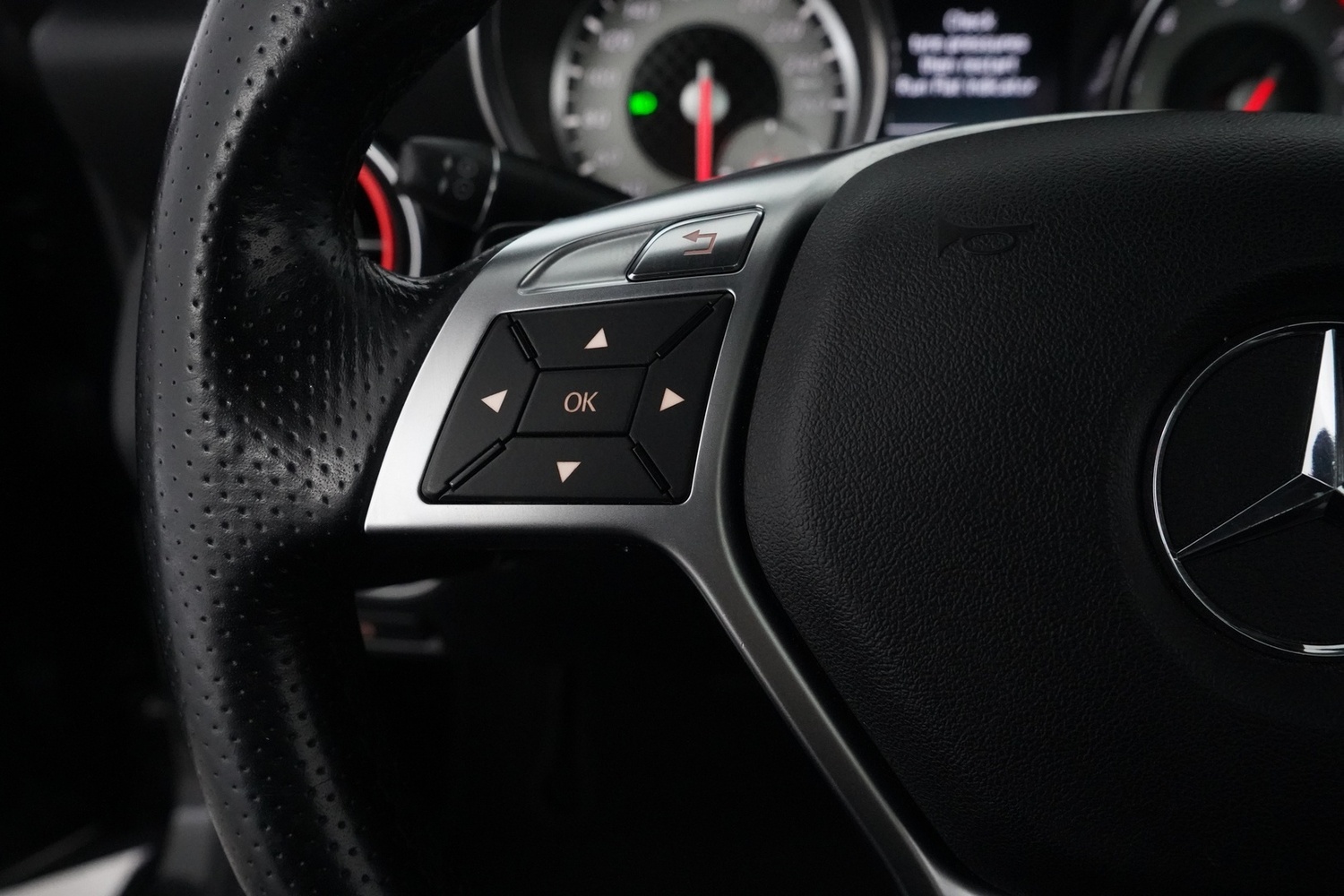 Mercedes-Benz SLK vaihtoauto