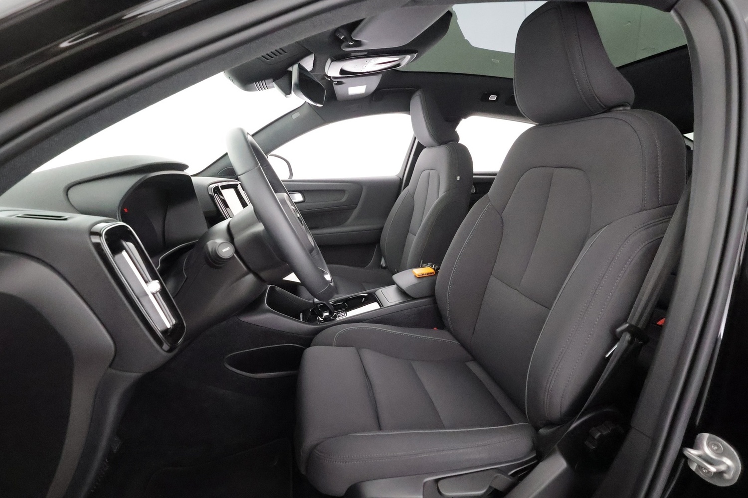 Volvo C40 vaihtoauto