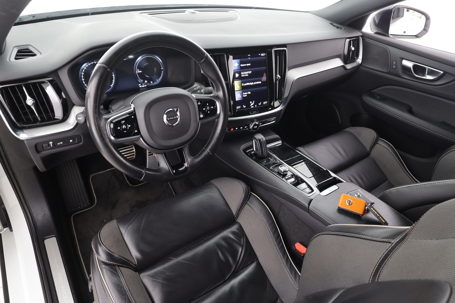 Volvo V60 vaihtoauto