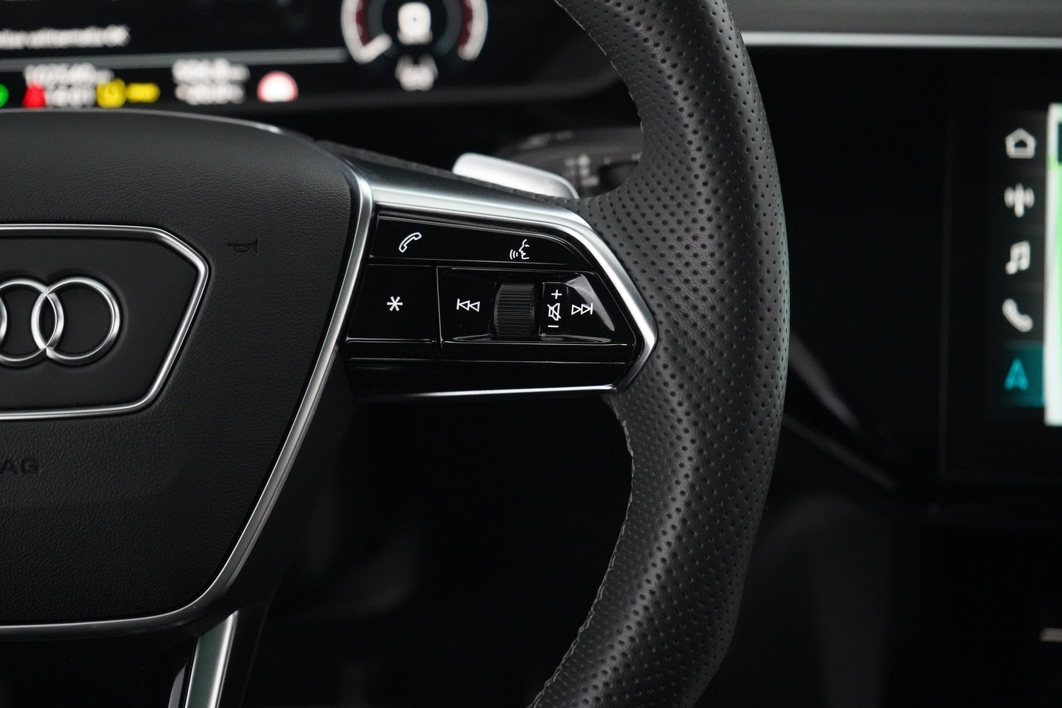Audi Q8 e-tron vaihtoauto