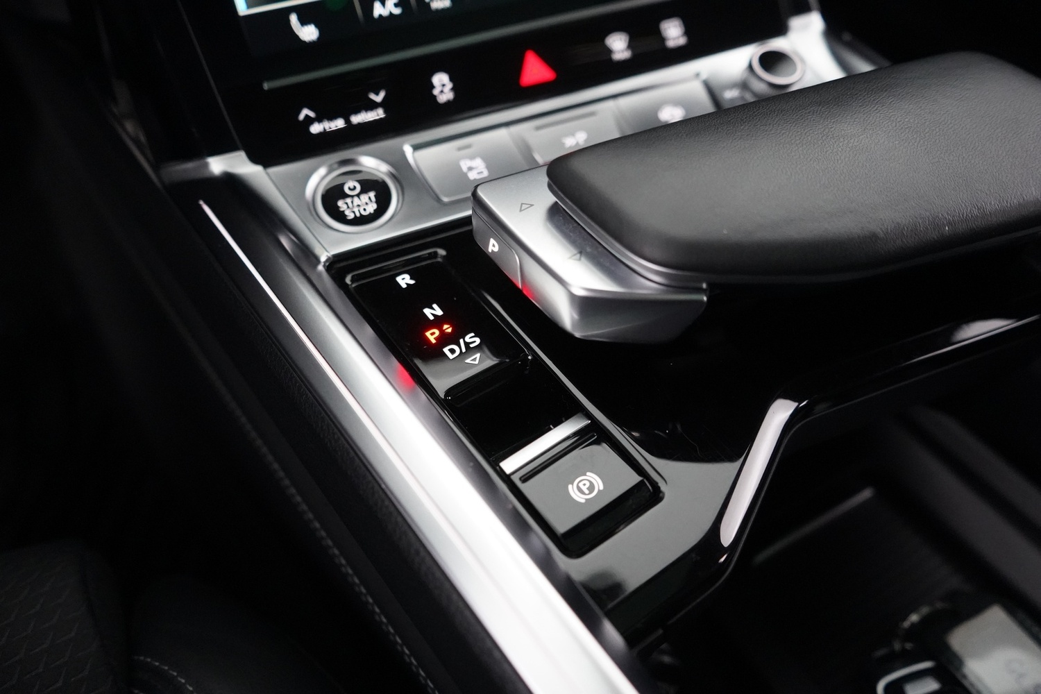 Audi Q8 e-tron vaihtoauto