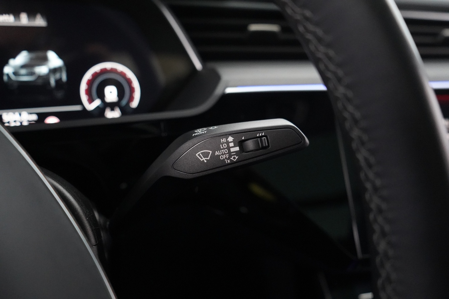 Audi Q8 e-tron vaihtoauto