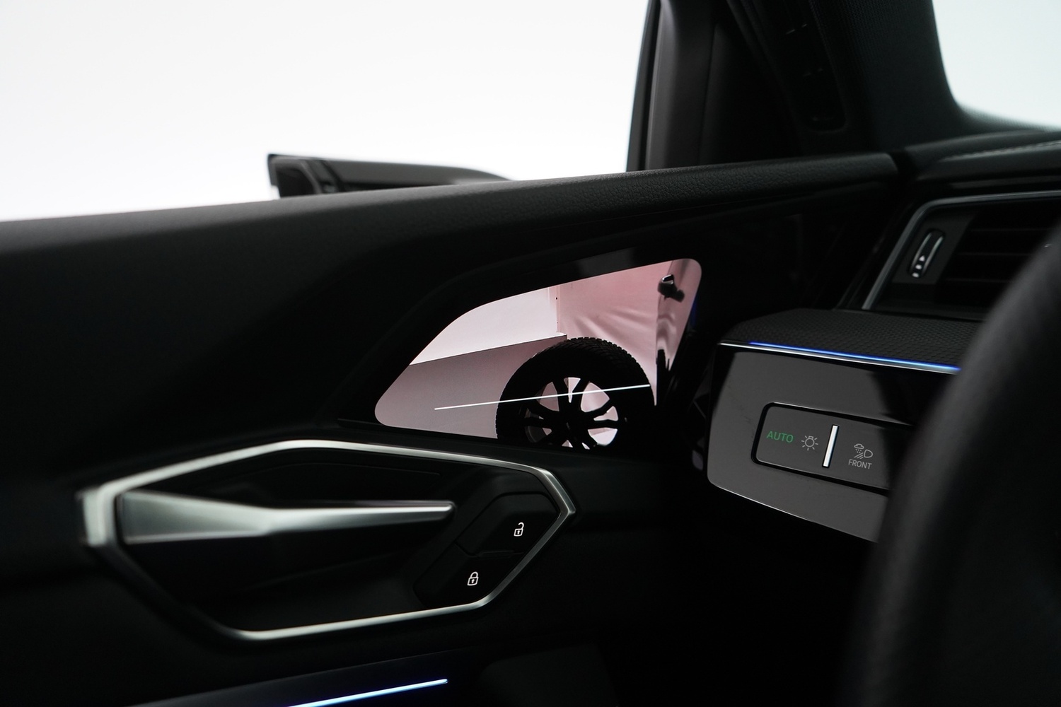 Audi Q8 e-tron vaihtoauto