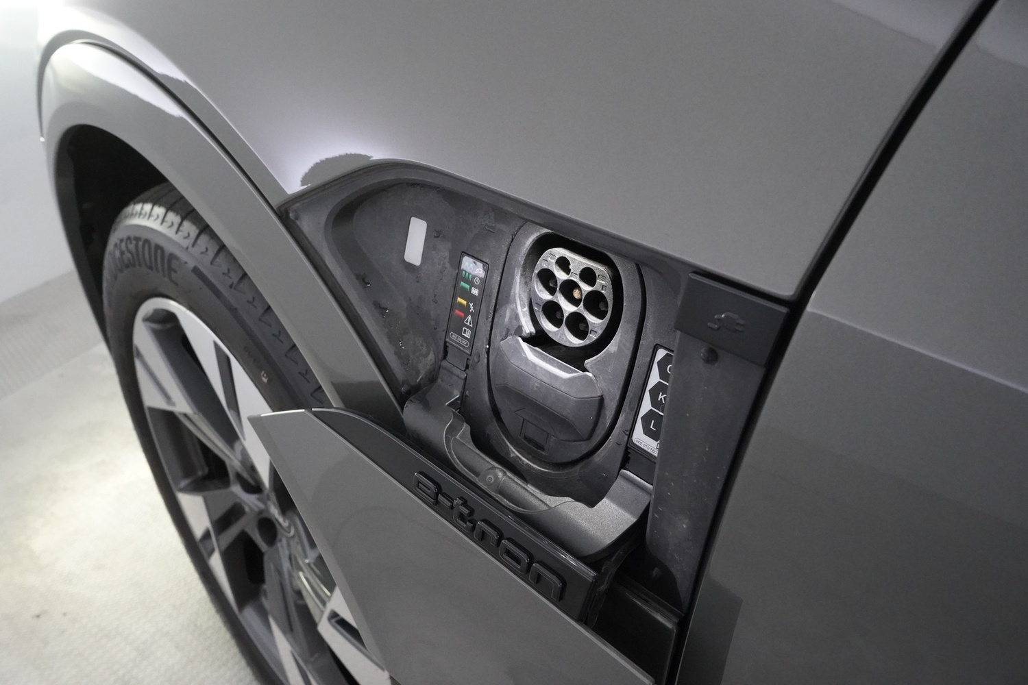 Audi Q8 e-tron vaihtoauto