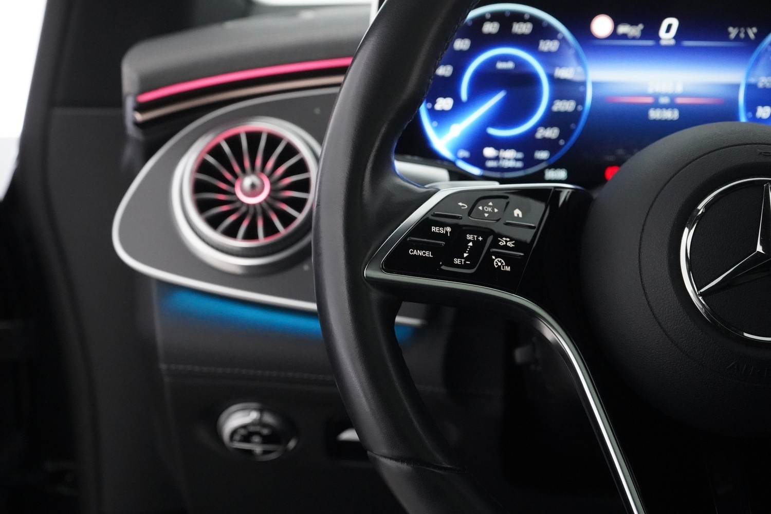 Mercedes-Benz EQS vaihtoauto
