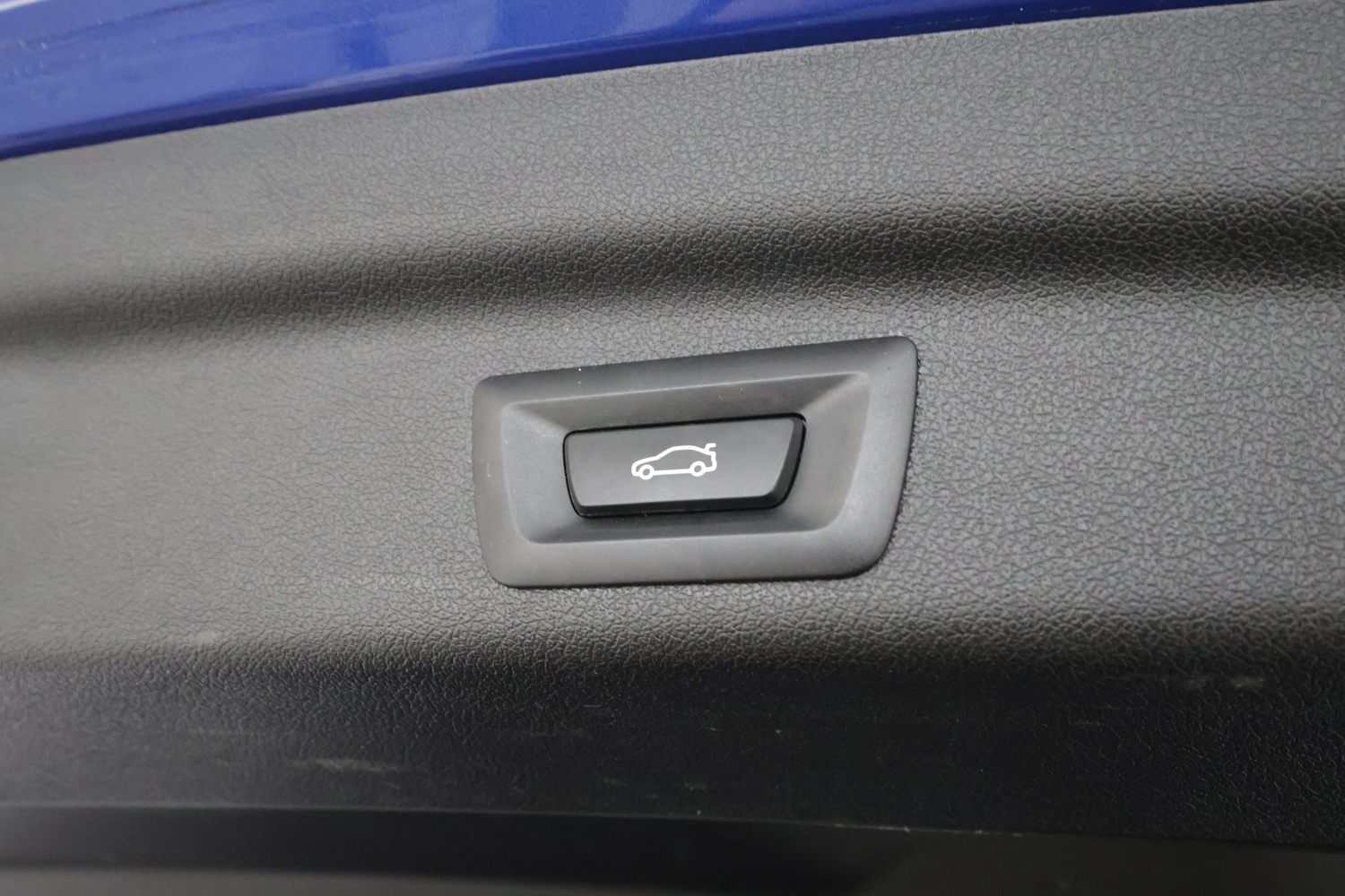 BMW 225 vaihtoauto