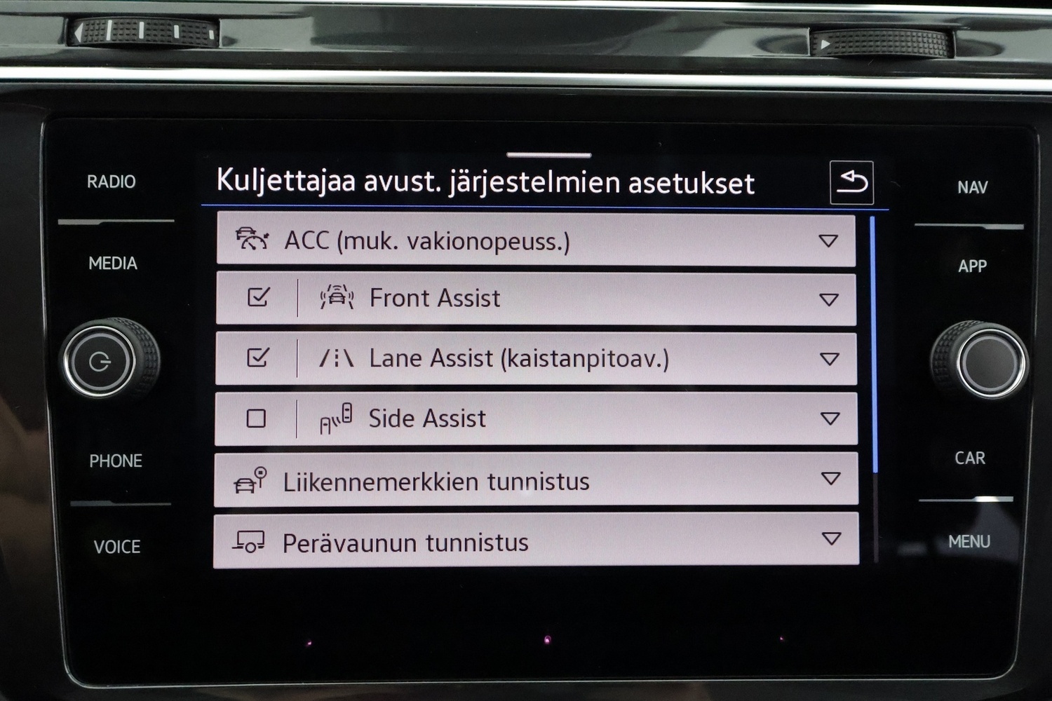 Volkswagen Tiguan vaihtoauto