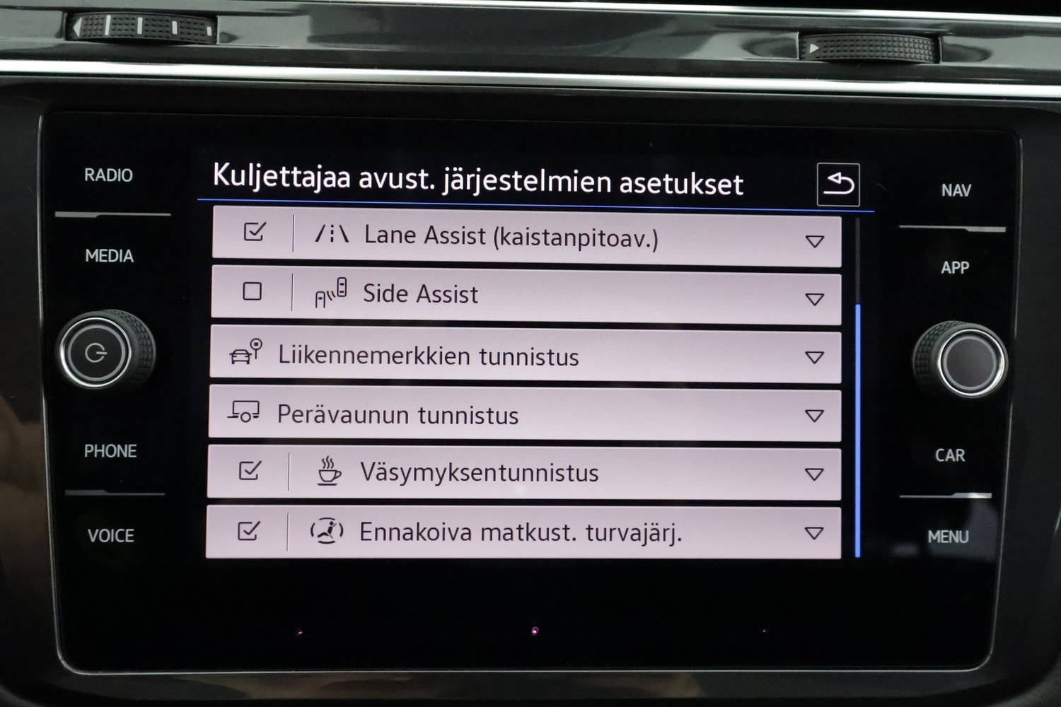 Volkswagen Tiguan vaihtoauto
