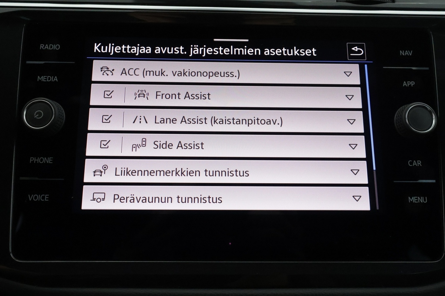 Volkswagen Tiguan vaihtoauto