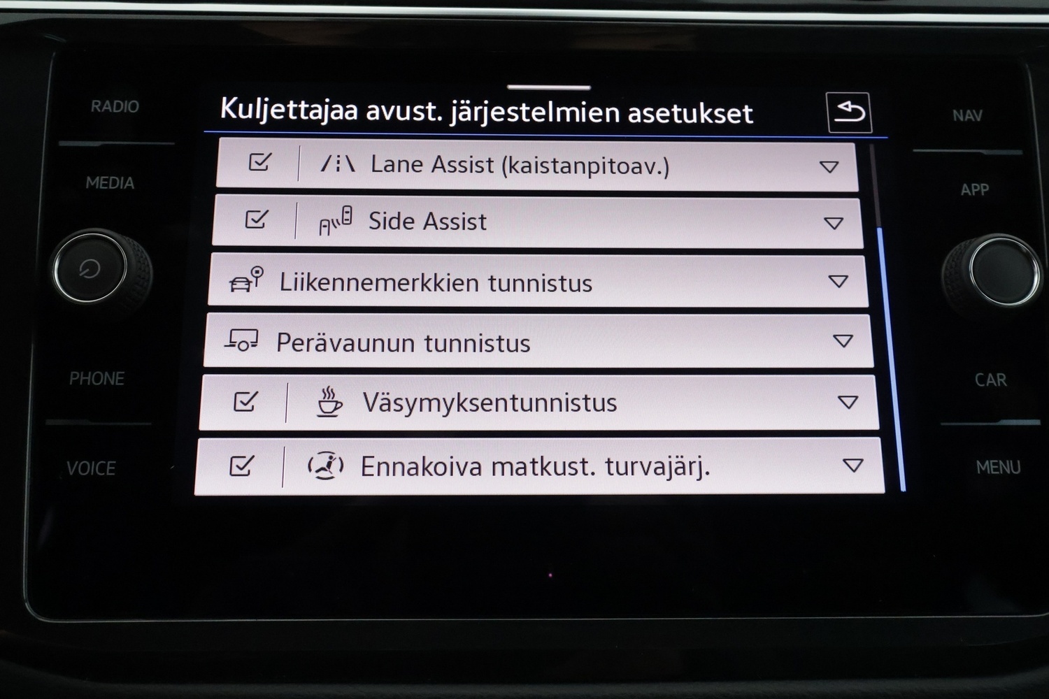 Volkswagen Tiguan vaihtoauto