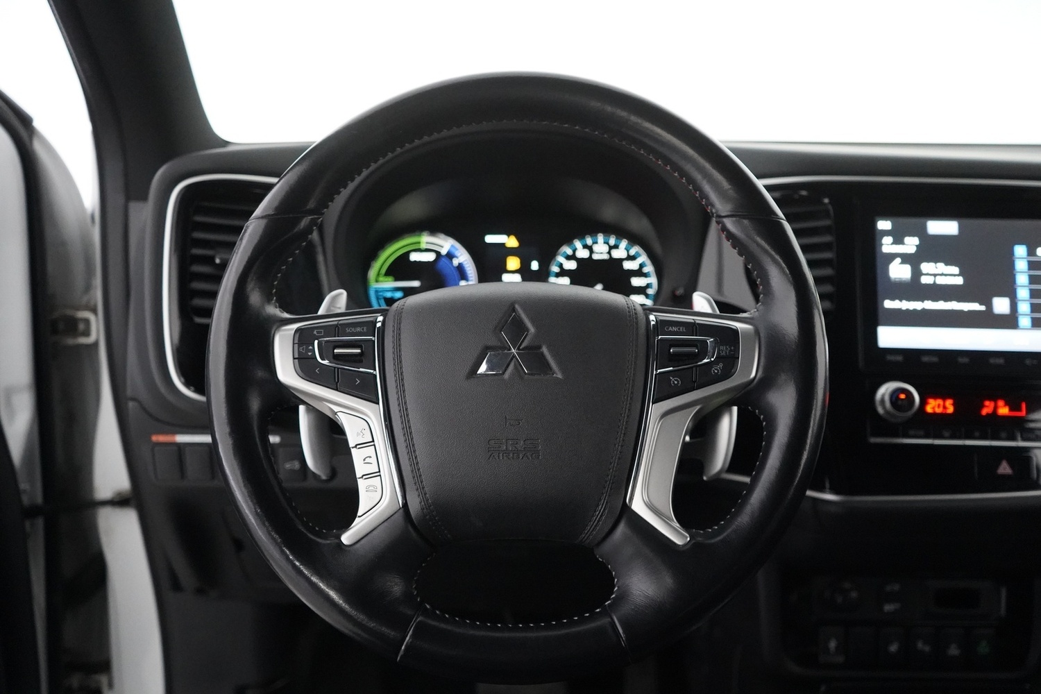 Mitsubishi Outlander PHEV vaihtoauto