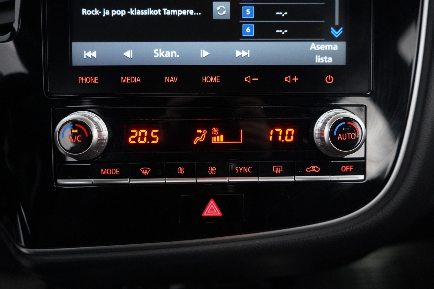 Mitsubishi Outlander PHEV vaihtoauto