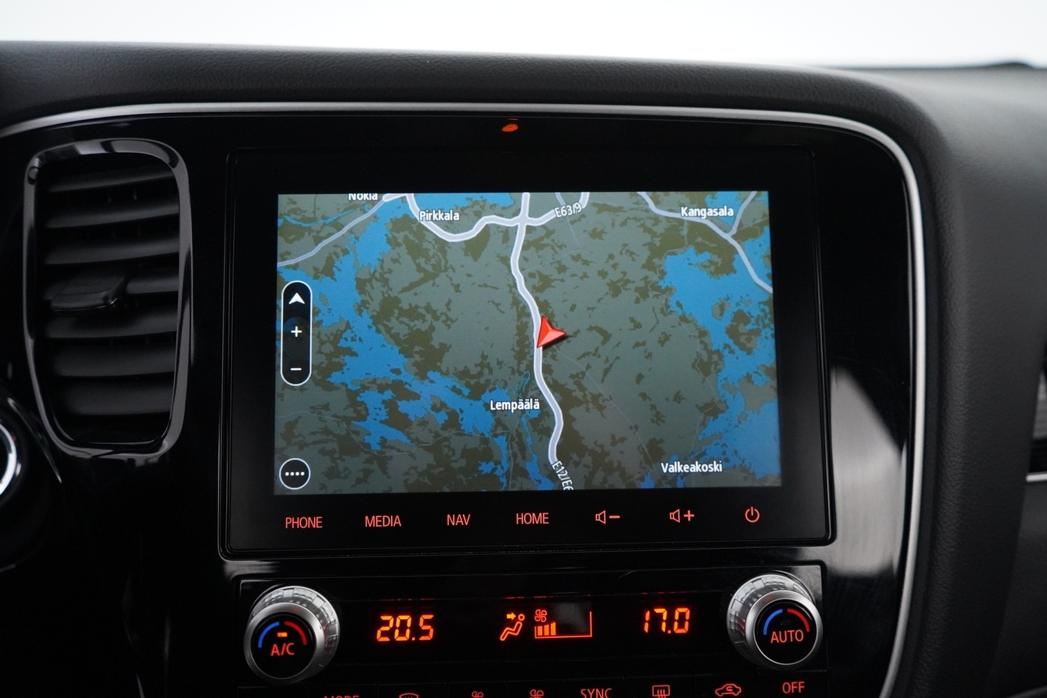 Mitsubishi Outlander PHEV vaihtoauto