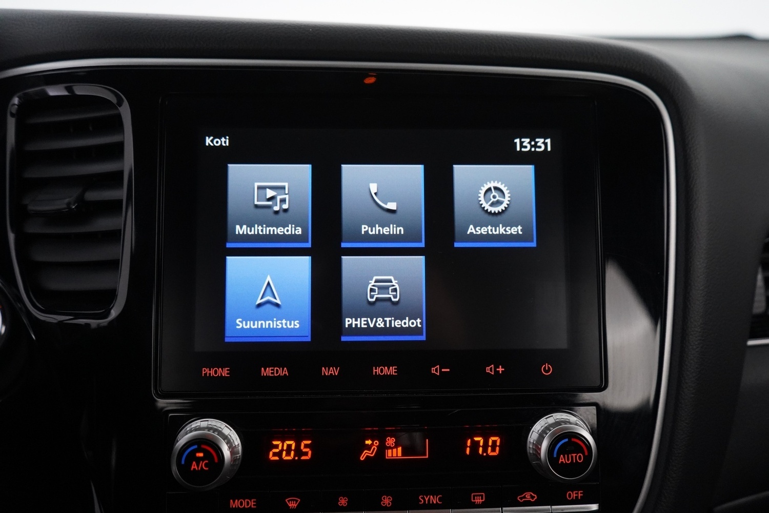 Mitsubishi Outlander PHEV vaihtoauto
