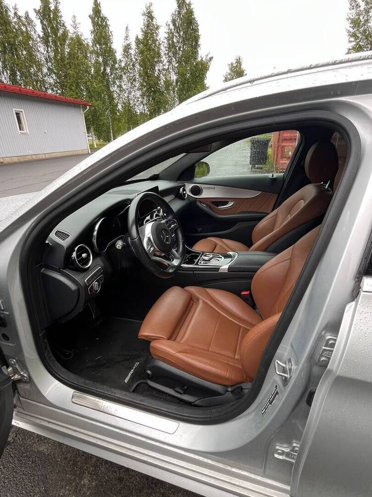 Mercedes-Benz C vaihtoauto