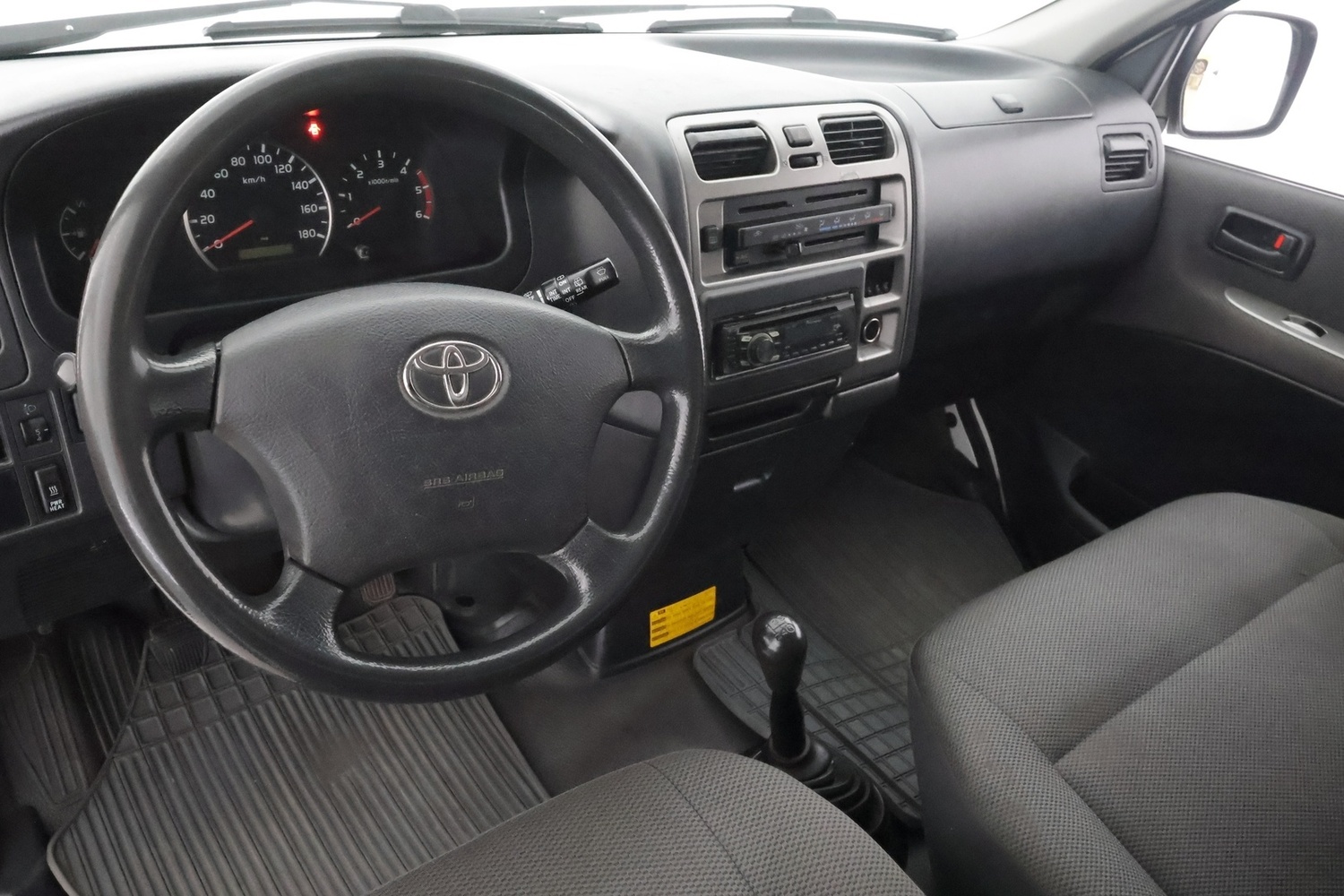 Toyota Hiace vaihtoauto