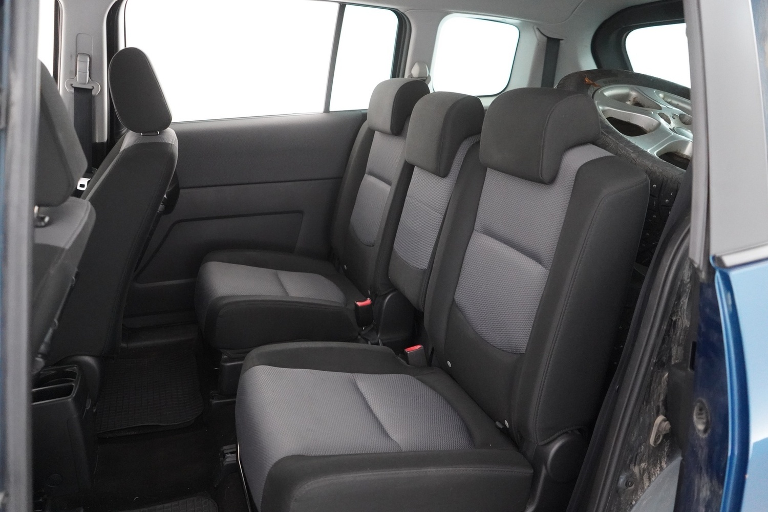 Mazda MPV vaihtoauto