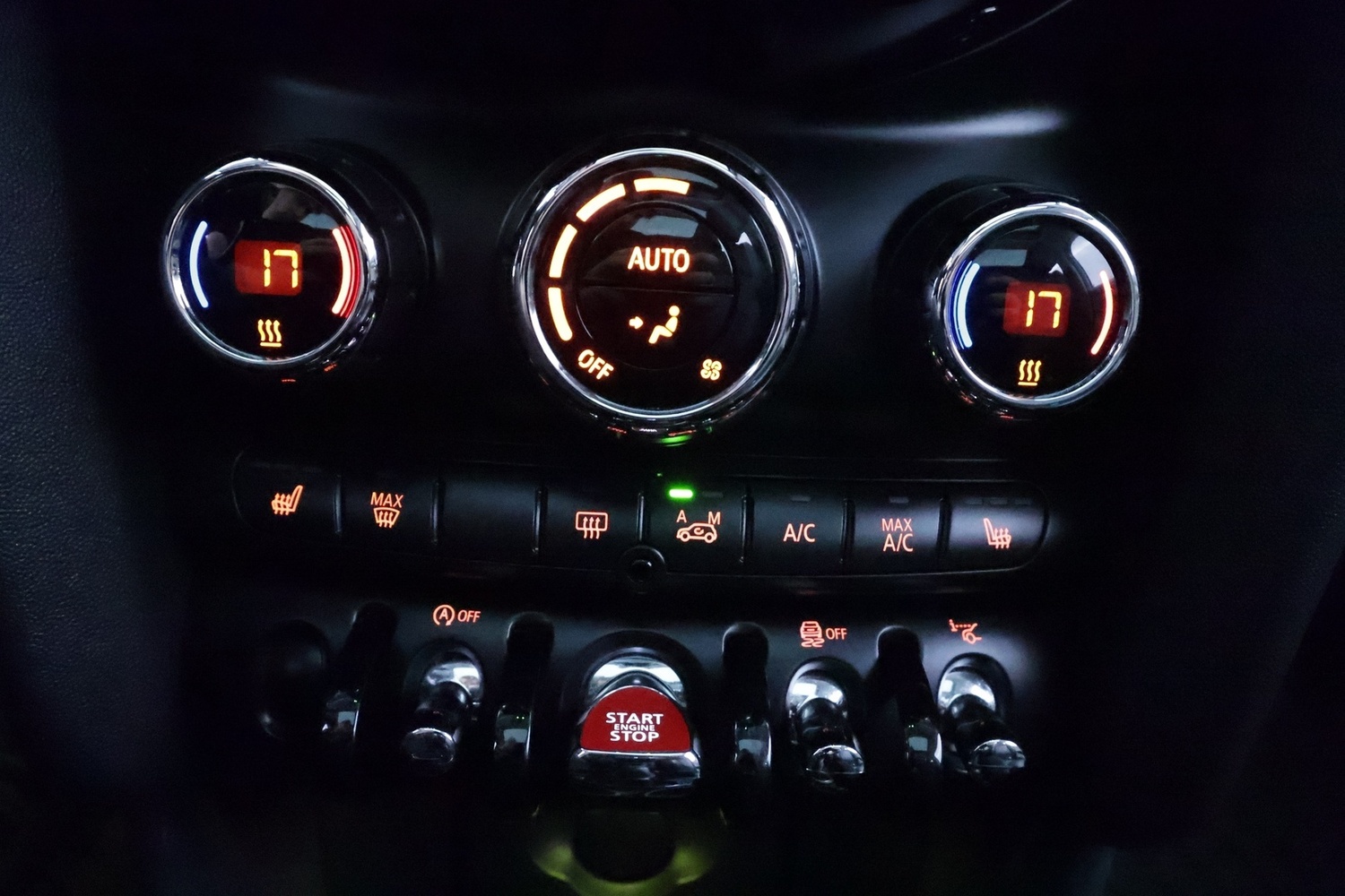 Mini Hatchback vaihtoauto