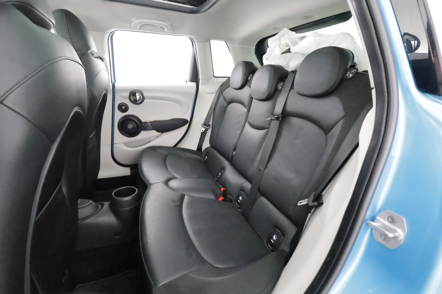 Mini Hatchback vaihtoauto